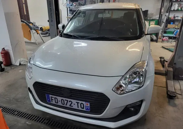 suzuki małopolskie Suzuki Swift cena 29900 przebieg: 75953, rok produkcji 2019 z Tuszyn